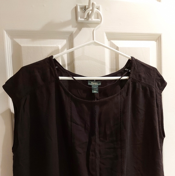 NWOT, Roots | Eyelet Dress - Picture 4 of 10